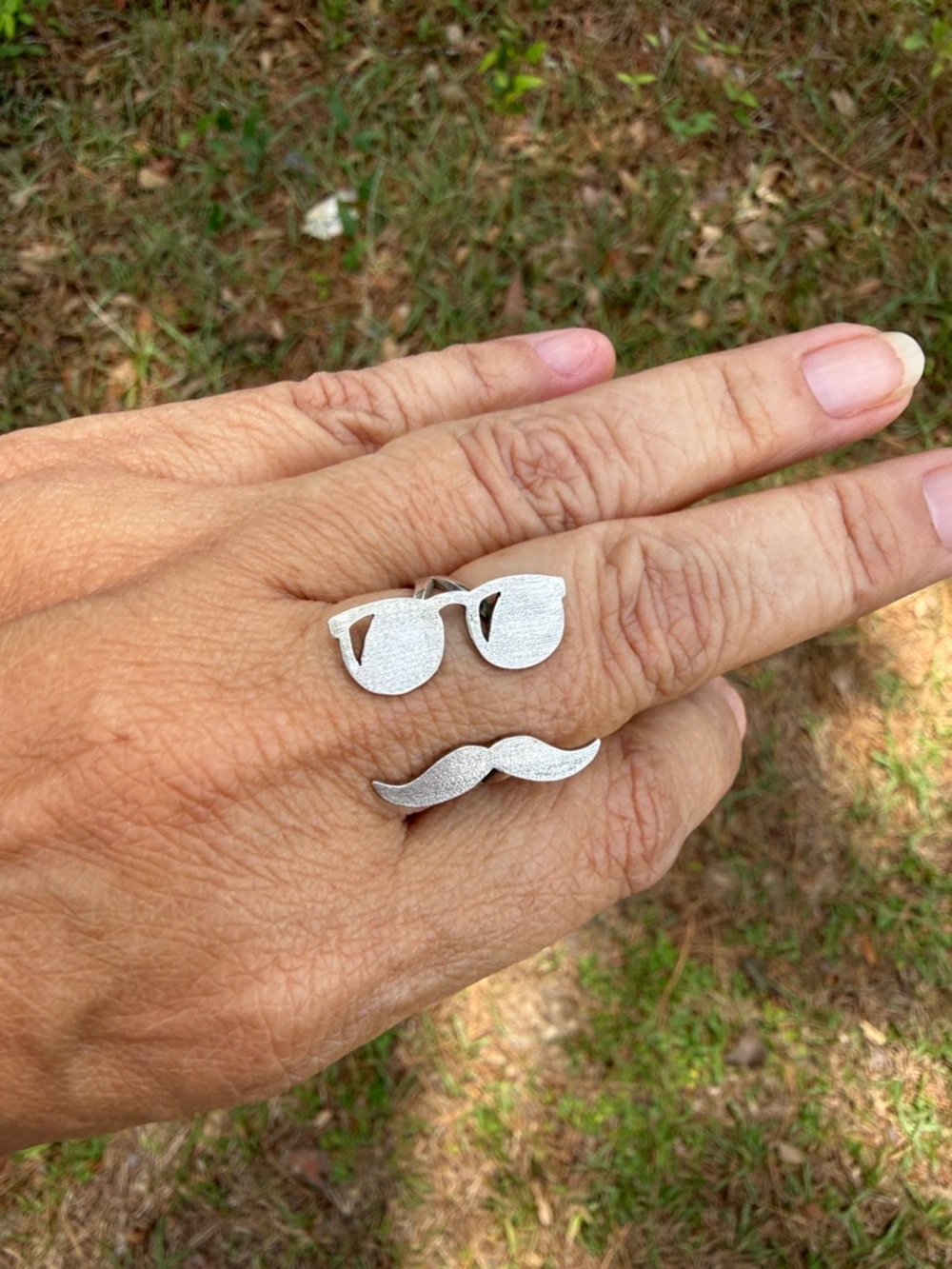 Smiling SilverSmith sterling Silver Moustache Ring (Adjustable)